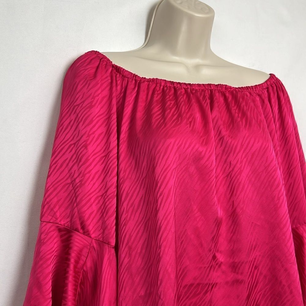 Fever Fuchsia pink off the shoulderderbbell sleeve blouse EUC size XL - Picture 3 of 10